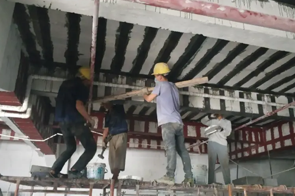房屋建筑混凝土结构工程加固施工技术